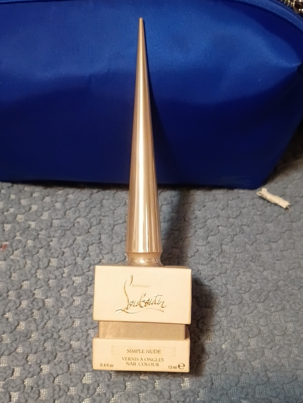 Christian Louboutin Simple Nude Nail Colour - Beige Cream